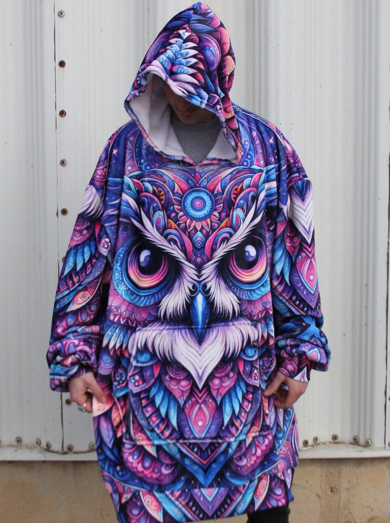 Omniscient Owl Hoodini
