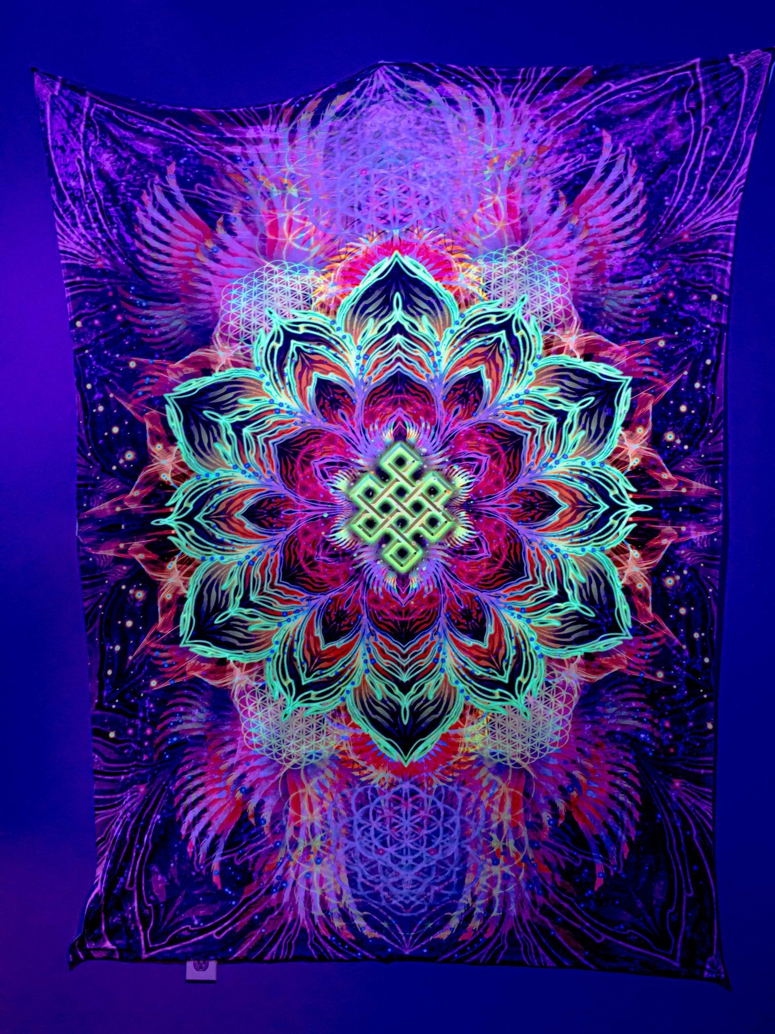 Magnificent Mandala - Glow in the Dark Diamond Painting