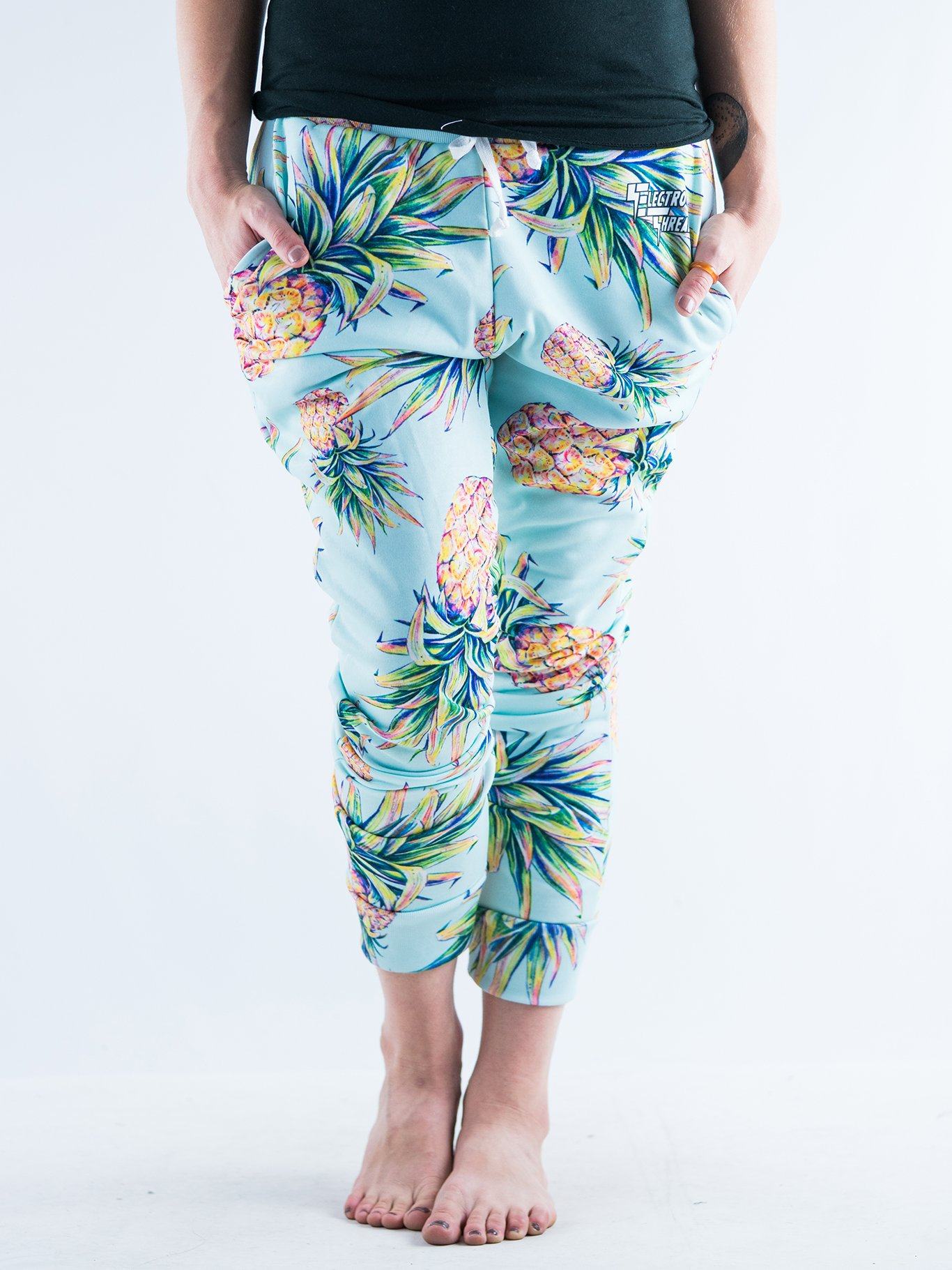 Dolce & Gabbana Black Pineapple Print Skinny Capri Pants • Fashion Brands  Outlet