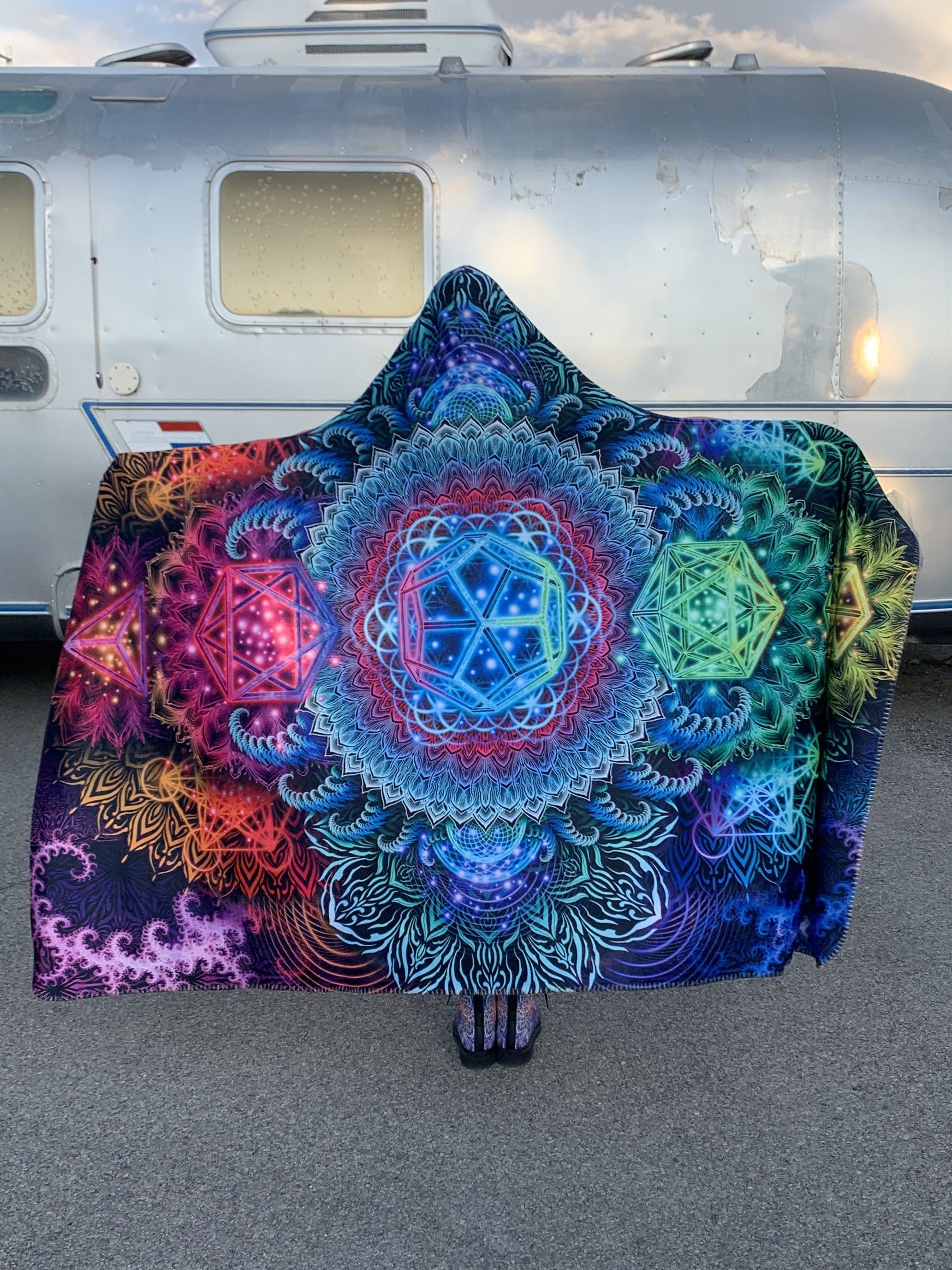 Mechanic Colorful Pattern Print Hooded Blanket