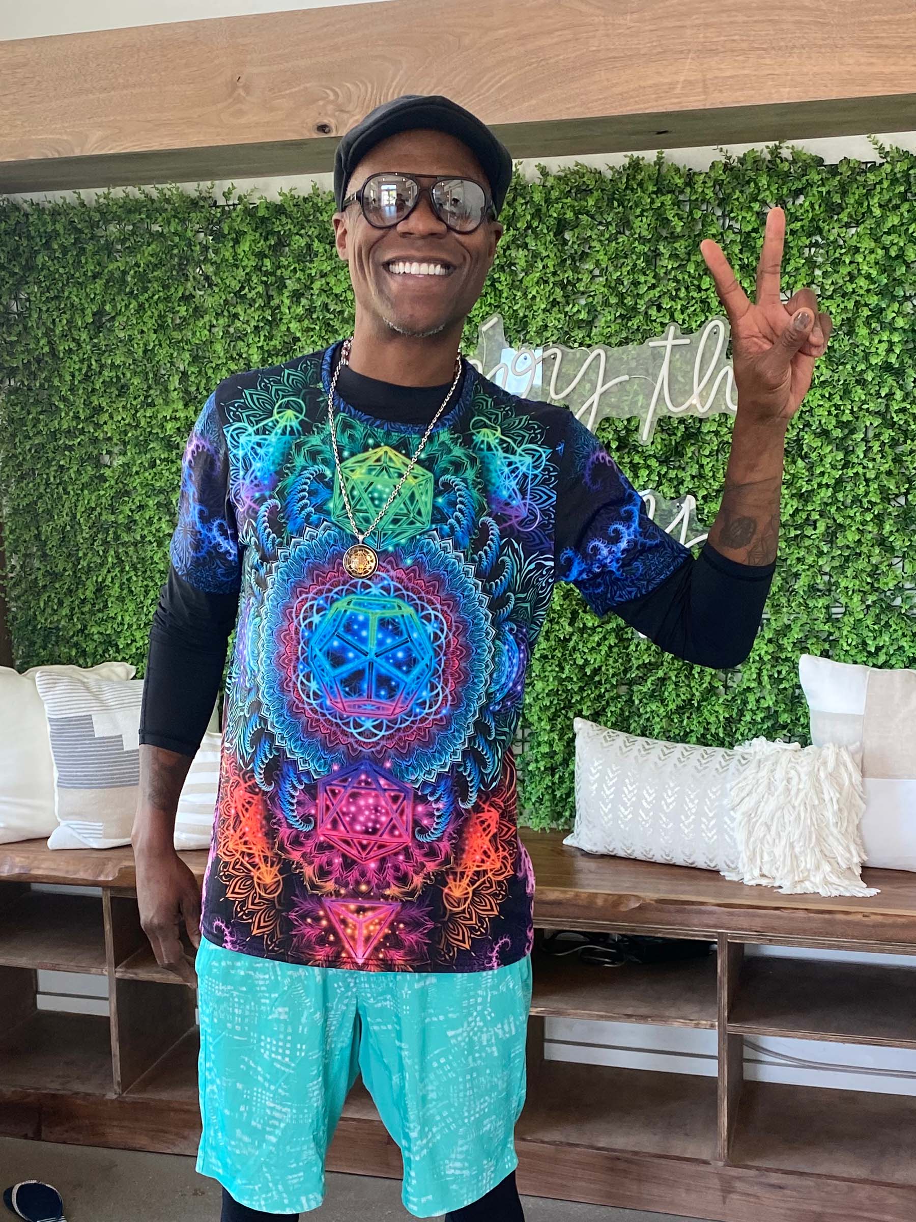 ELECTRO THREADS | FESTIVAL, RAVE AND EDM APPAREL | 2024